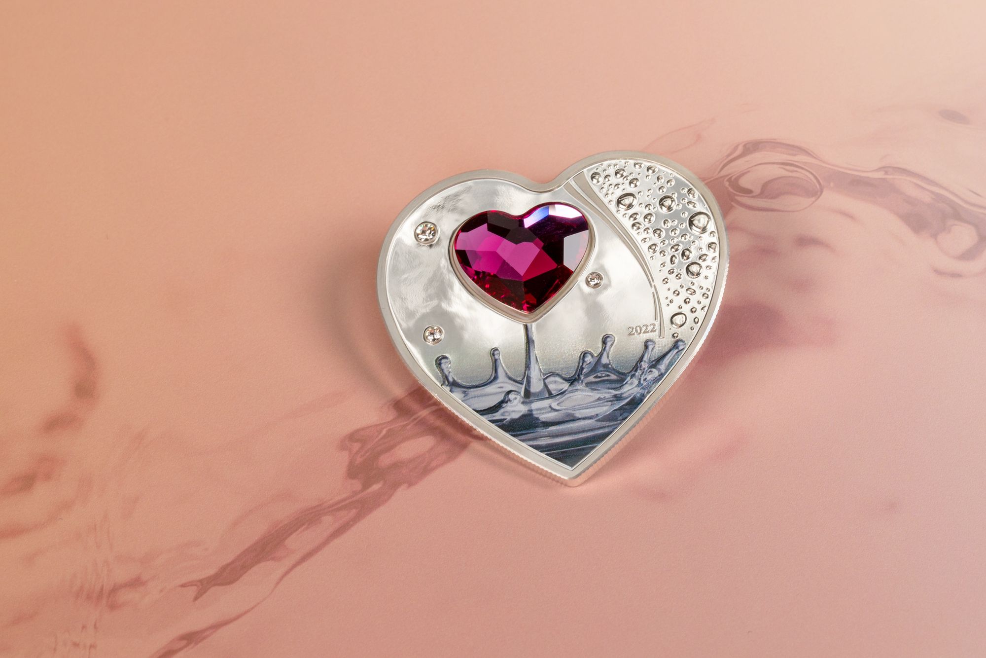 2022 Silver Hearts Brilliant Love 20g Silver Coin