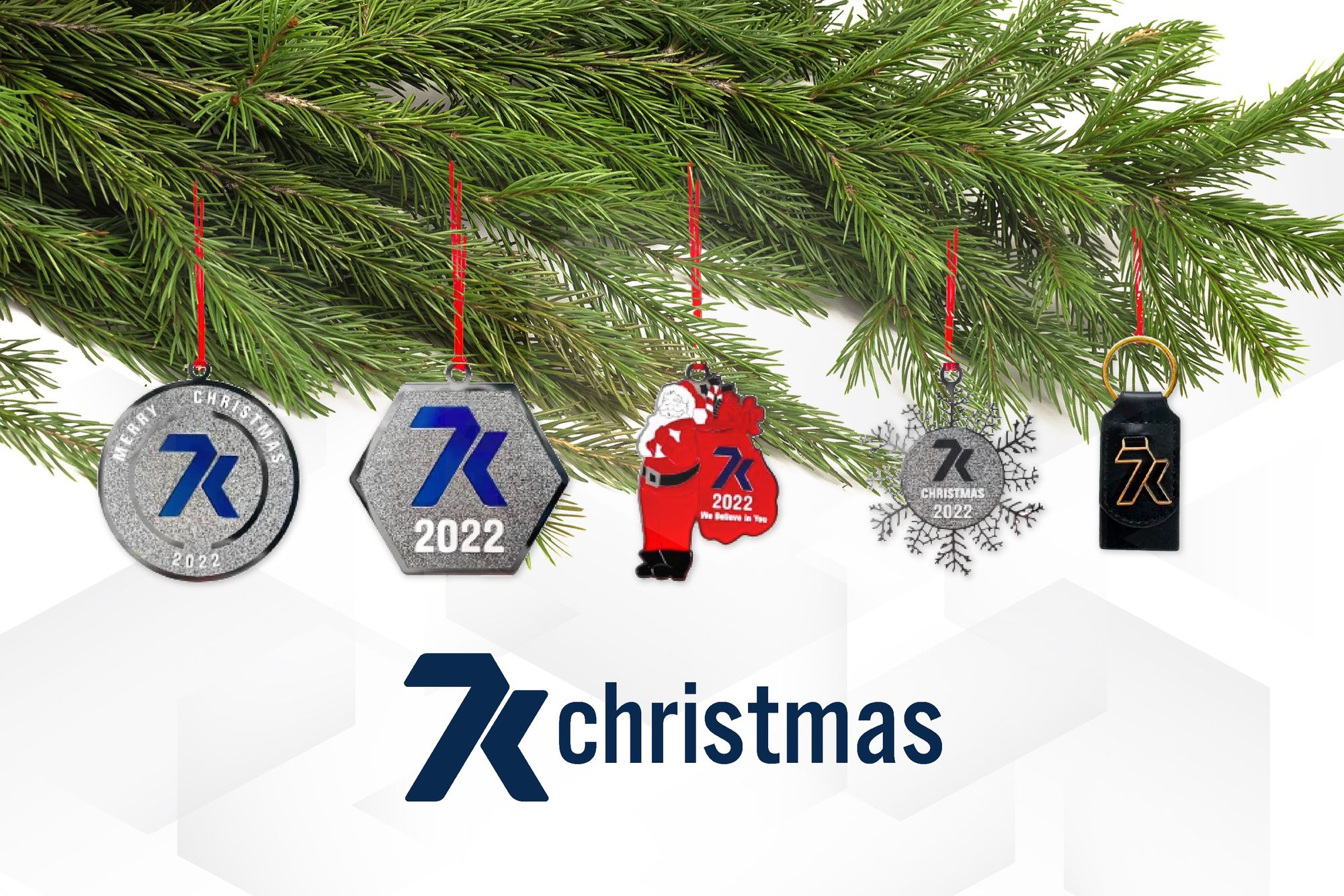 7k Christmas Ornaments? Yes, Please!