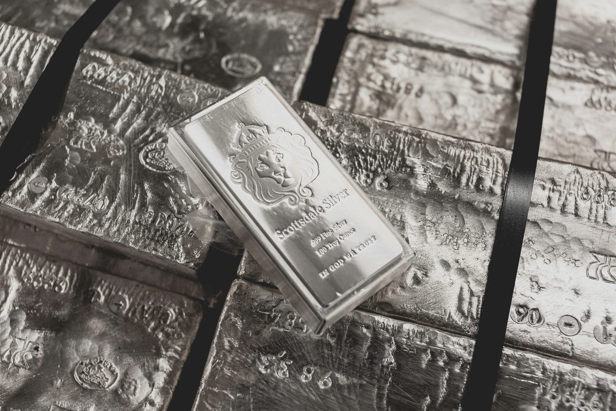 Silver sets new record as prices climb on demand and market dynamics